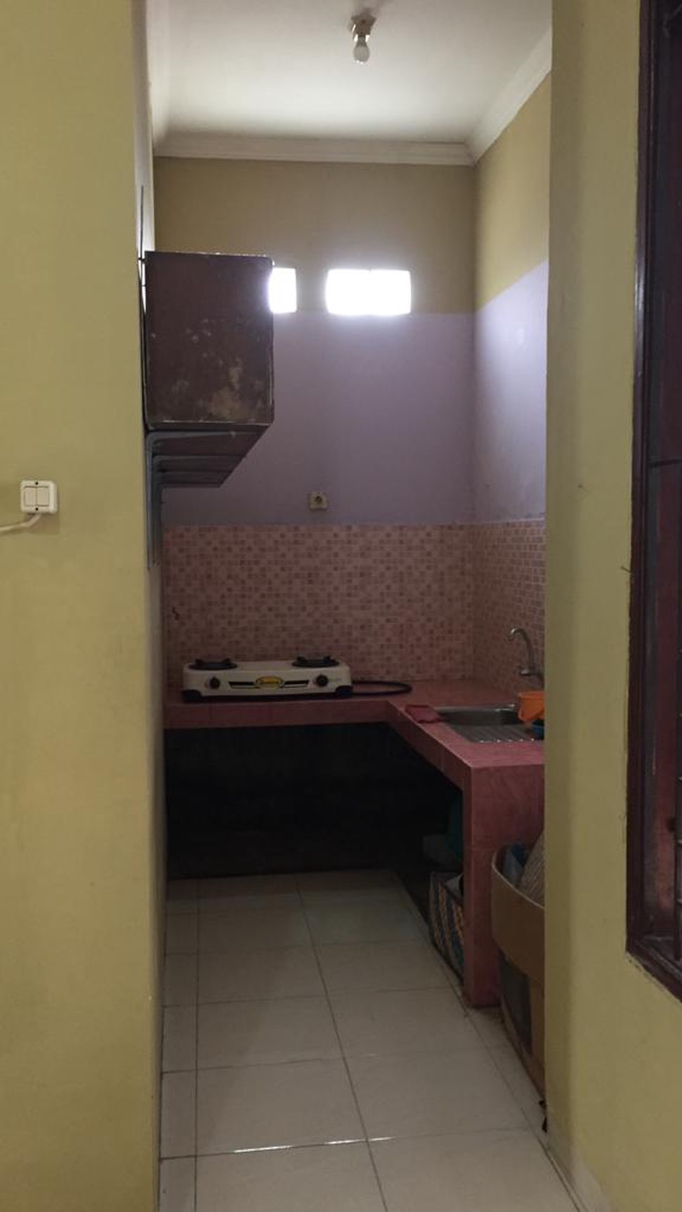 Minimalis Di Komplek Pajak Cipadu