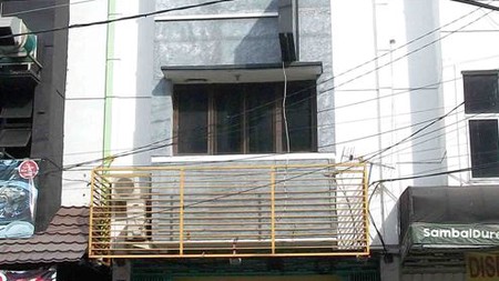 Sewa Ruko 3.5 Lantai, Strategis, Nol Jalan Raya, Ramai, Siap Pakai, sewa min 2 th