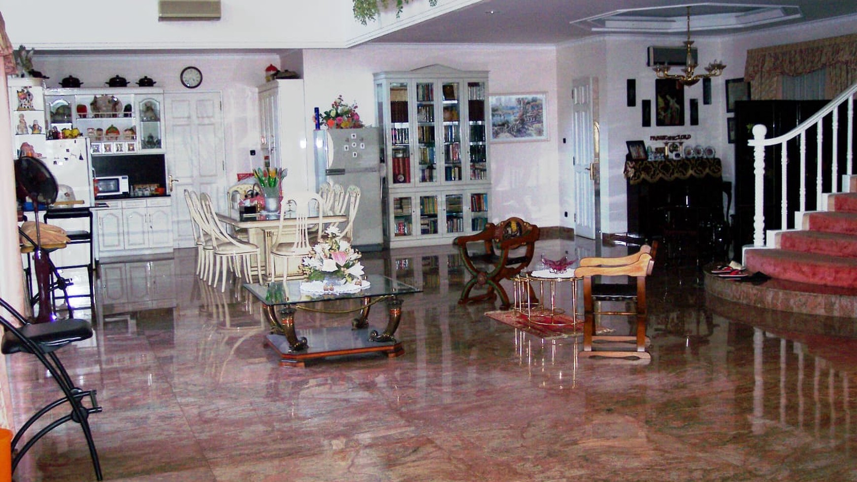 Jual Rumah di Villa Cinere Mas.. Jl Neptunus