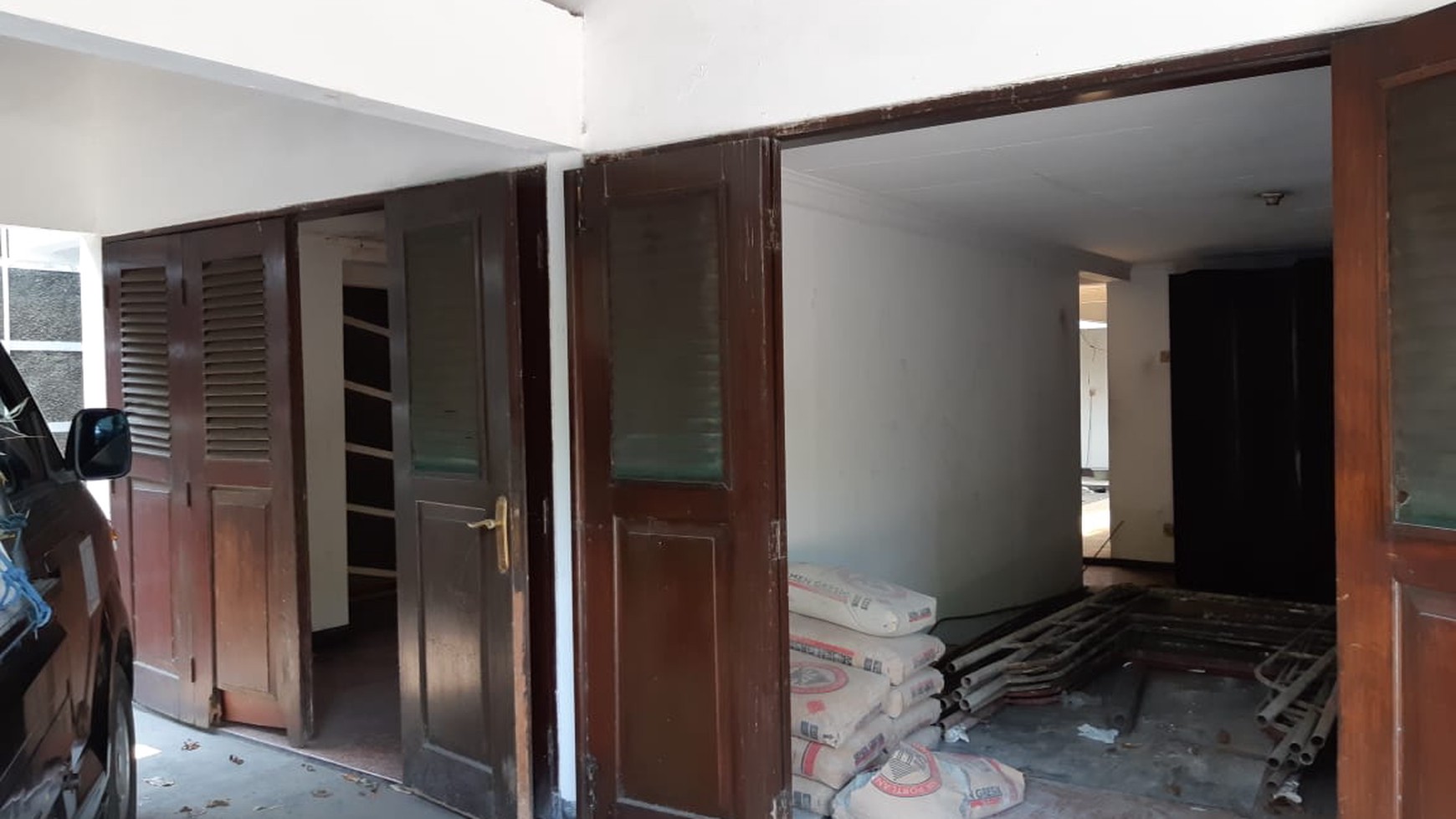 Jual Rumah Tua Jl Adhyaksa Raya Lebak Bulus
