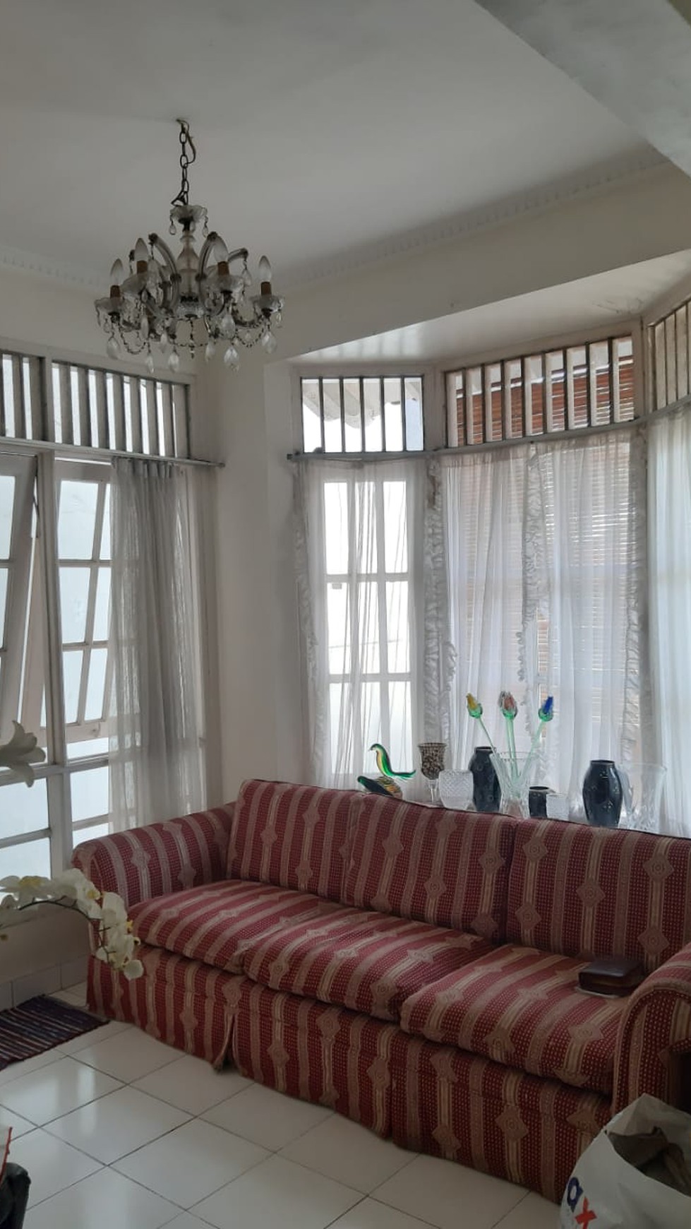 Rumah elok siap huni,bagus di Sektor 4 Bintaro Jaya