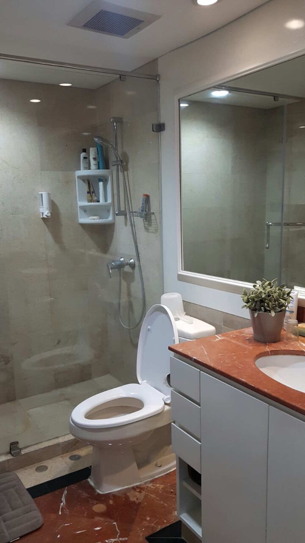 Setiabudi Apartment, fulyl furnished in Kuningan , South Jakarta