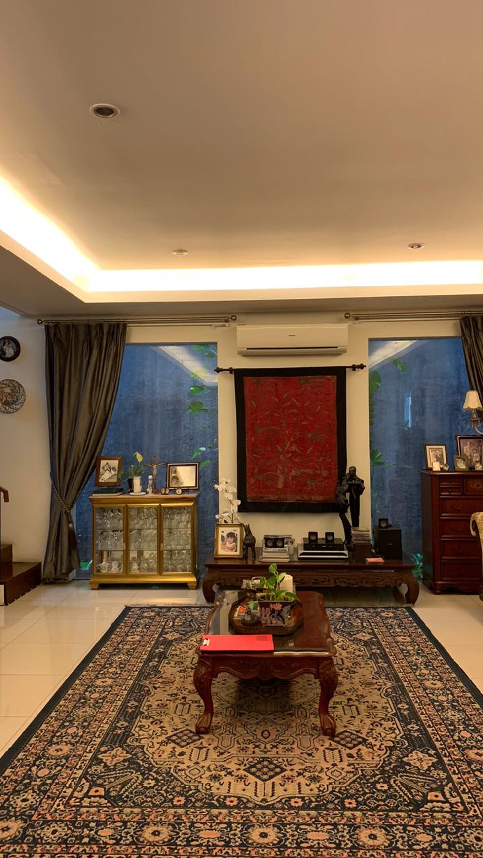 Rumah Cantik, Lokasi Strategis dan Siap Huni @Kemang