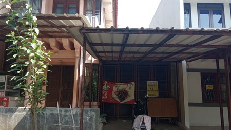 Rumah di JL. Pattaya 2 Lippo Karawaci Tangerang