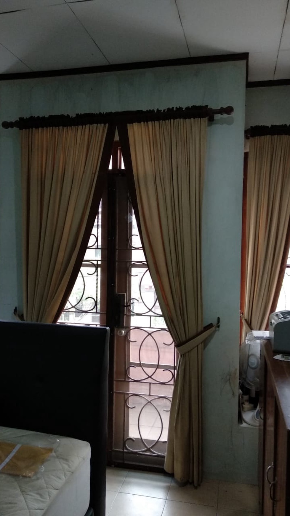 Rumah di JL. Pattaya 2 Lippo Karawaci Tangerang