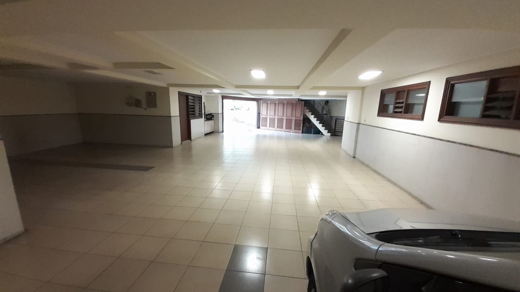 Sewa Rumah di Pondok Indah Metro Kencana.... 5 Bedrooms