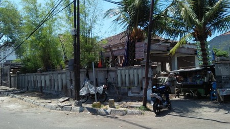 Rumah SHM Tengah Kota Jalan Pandegiling