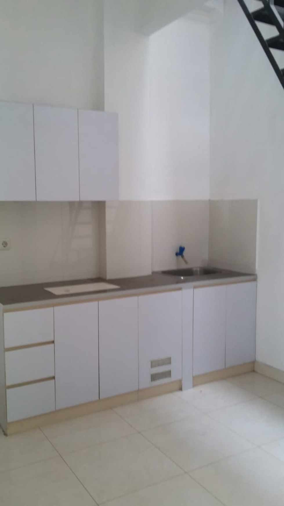Rumah Siap Huni, Hunian Nyaman dan Asri @Pisok, Bintaro
