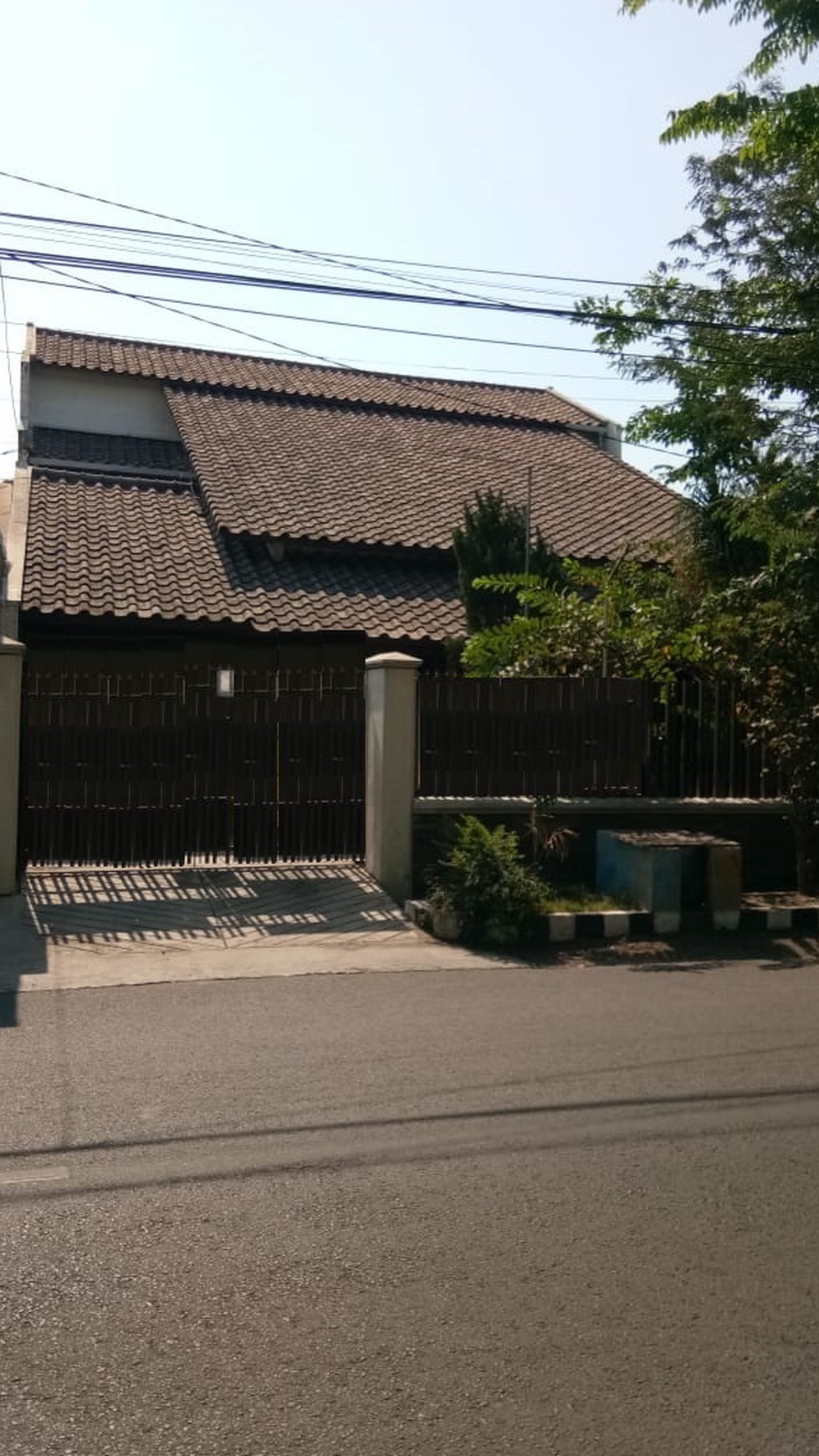 Rumah 1.5 lantai Rungkut Asri