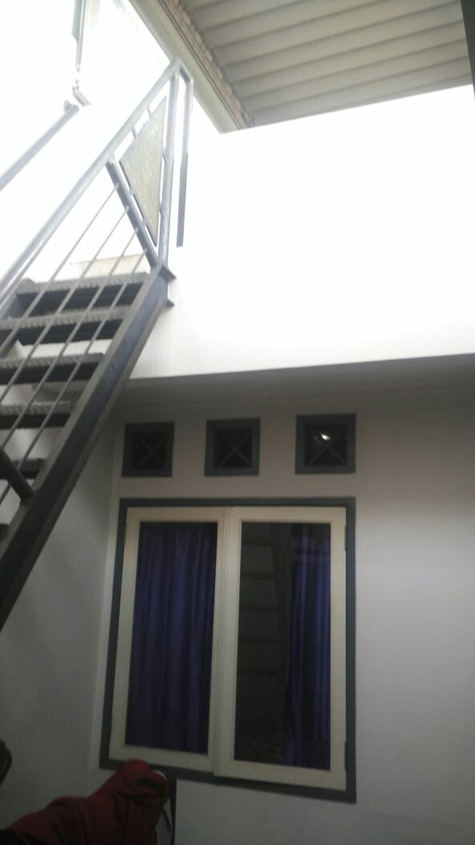 Rumah Manis dan Cantik di Sektor 3 Bintarojaya