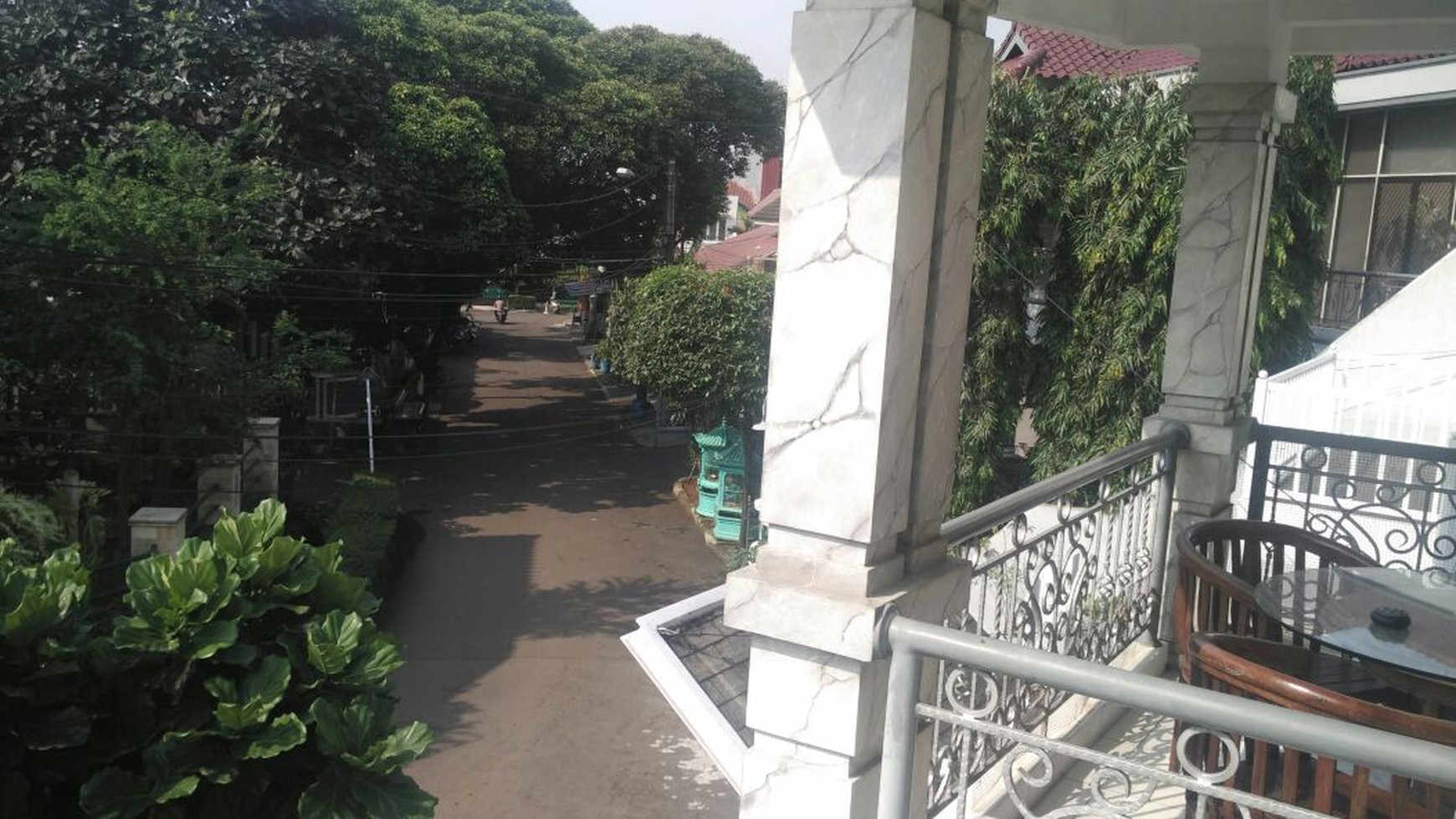 Rumah Manis dan Cantik di Sektor 3 Bintarojaya