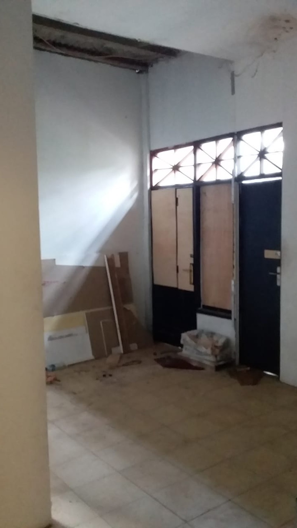 Ruko strategis,siap huni di Pondok Kacang