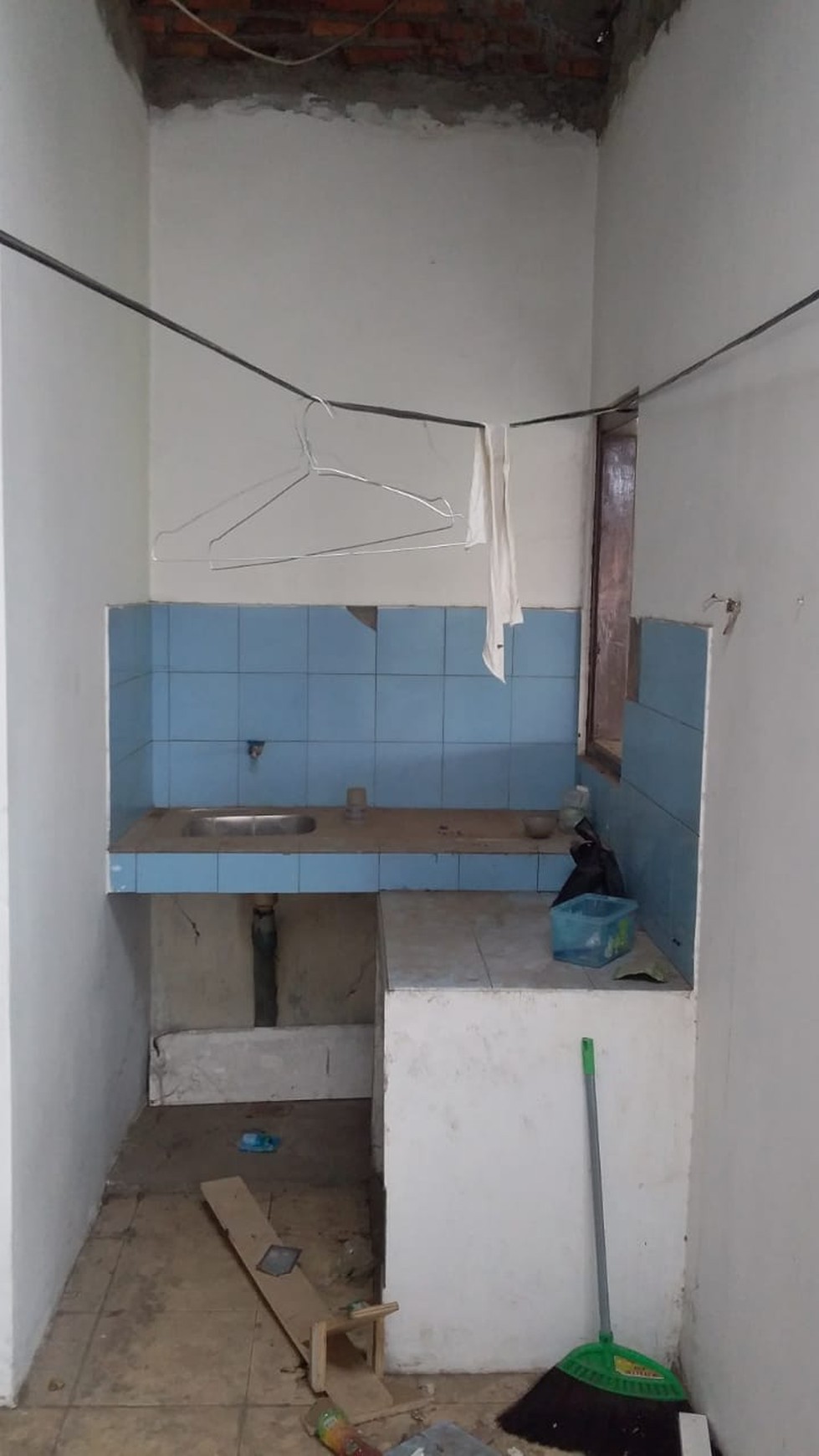 Ruko strategis,siap huni di Pondok Kacang