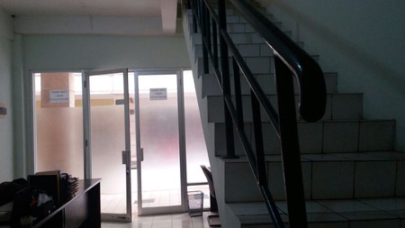 Ruko Siap Pakai, Kawasan Strategis dan Ramai @BTC, Bintaro