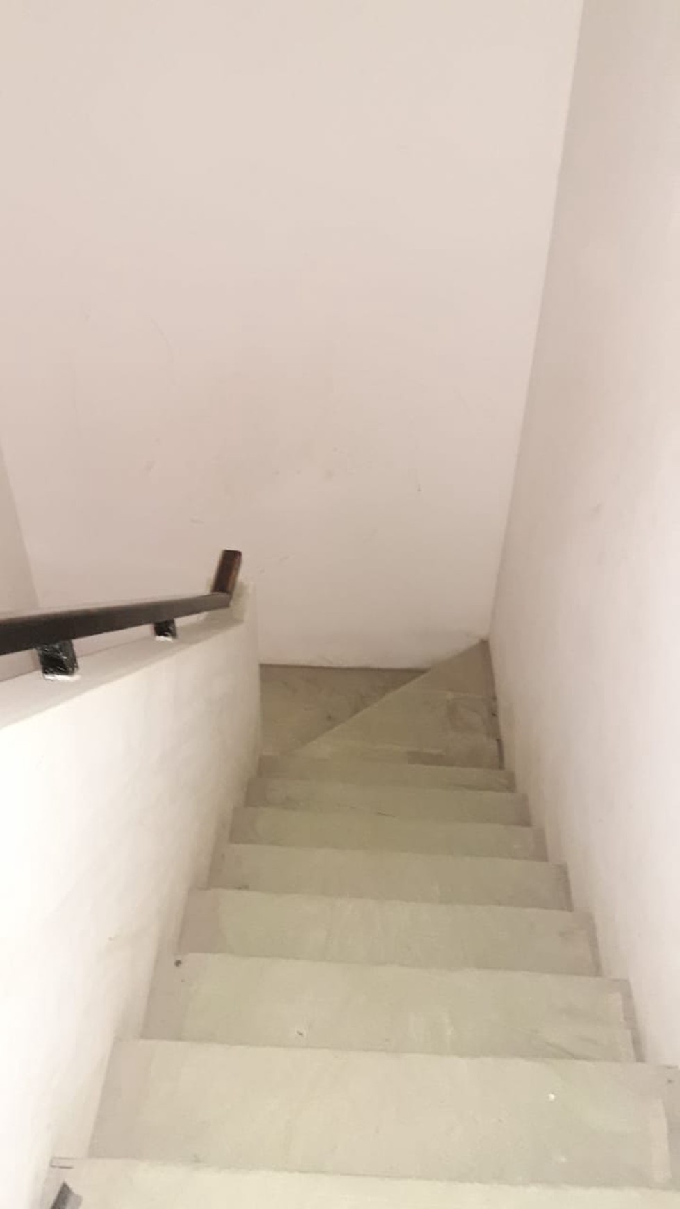 Rumah Baru,Cakep,dalam cluster di Bintaro Jaya 9