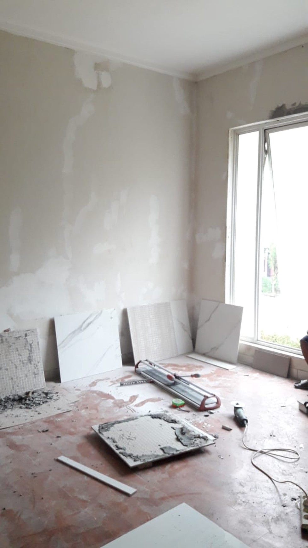 Rumah Baru,Cakep,dalam cluster di Bintaro Jaya 9