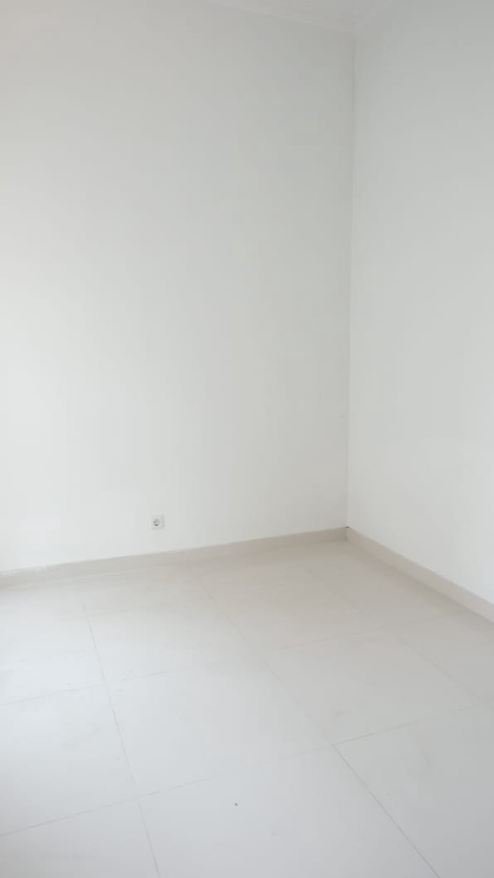 Rumah dijual Puri Surya Jaya Valencia Street Gedangan