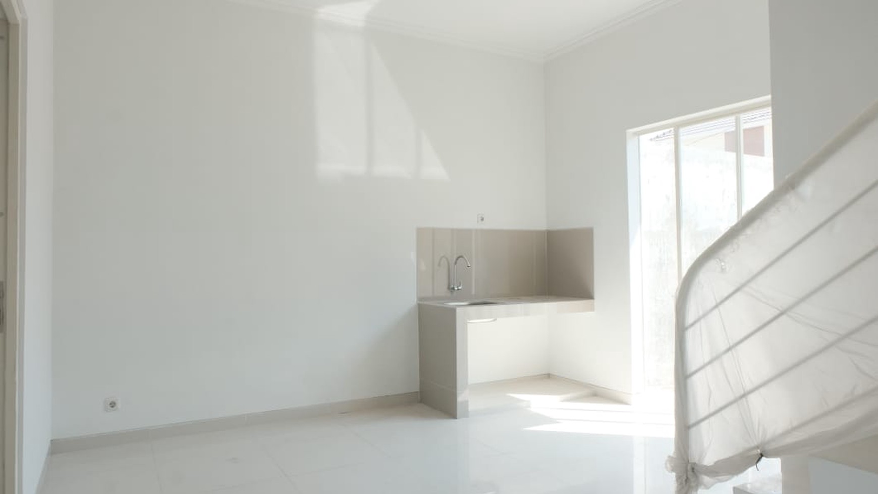 Rumah dijual Puri Surya Jaya Valencia Street Gedangan