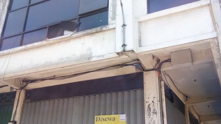 Ruko 3 lantai area bisnis Rungkut Megah Raya