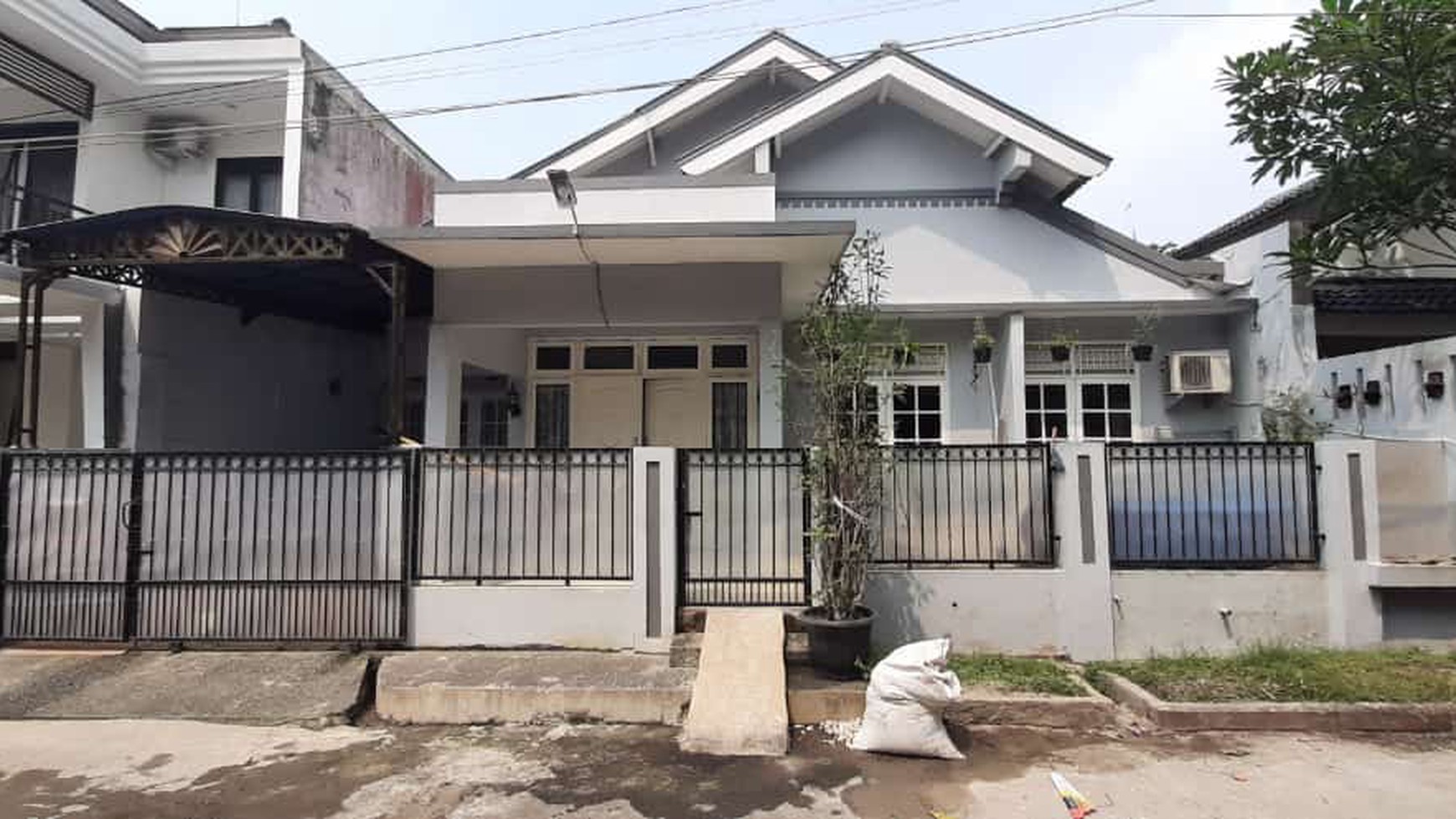 Rumah siap huni di Sektor 9 Bintaro Jaya