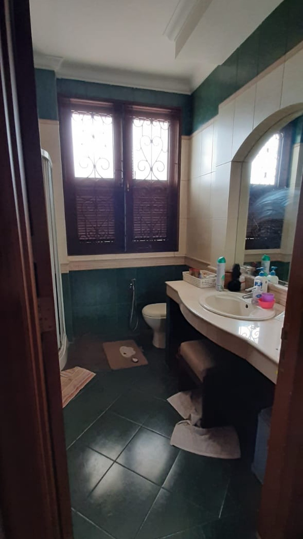 Rumah MEWAH, Siap Huni, dan Lokasi Strategis @Jl Pinguin, Bintaro