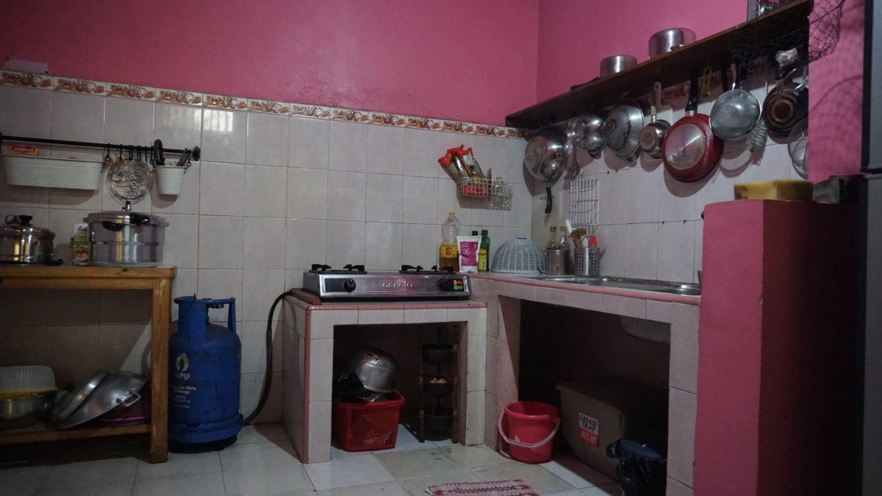 Rumah 2 Lantai Dekat Dengan Banyak Fasilitas Di Depok