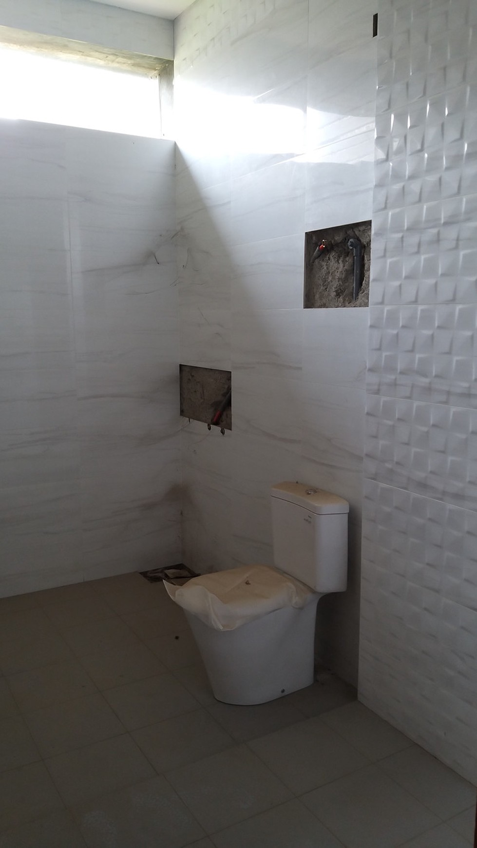 Rumah Baru di Taman Sakura Pratista, dekat Festival Citylink