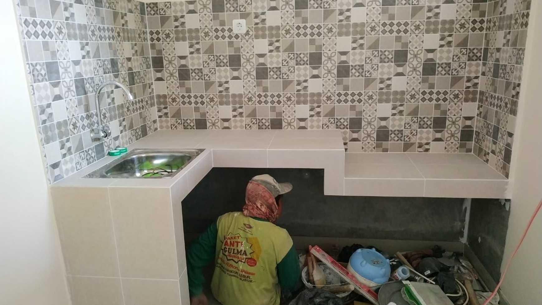1 Unit Rumah Baru Dalam Komplek Di Sawangan