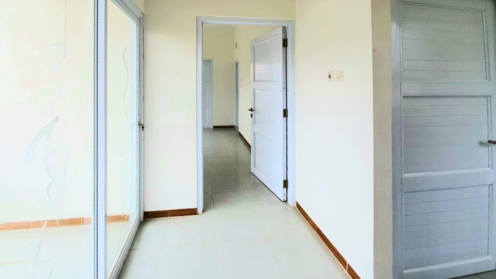 Rumah Hook Brand New Minimalis siap huni di kawasan Ciganjur harga 1,3M nego sampai DEAL