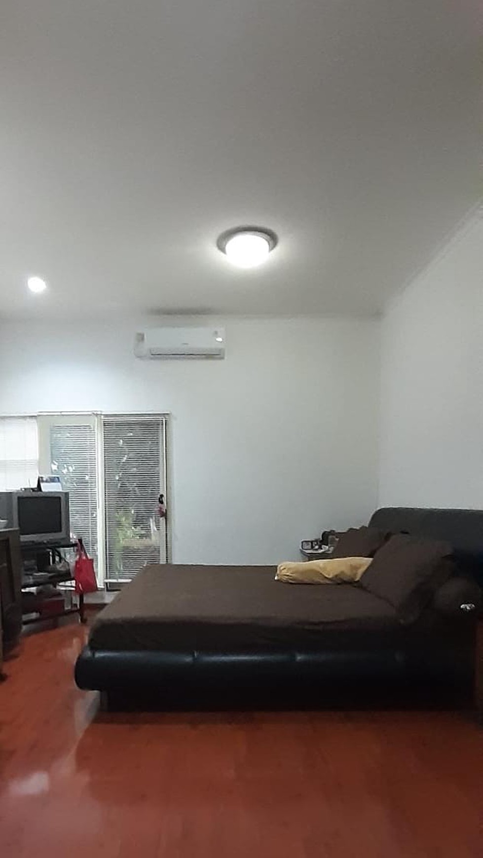 Rumah cantik dalam cluster bintaro  9