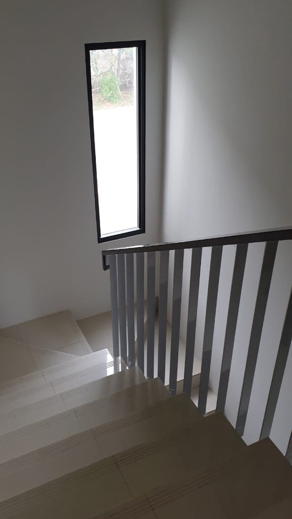 Rumah Siap Huni,lokasi oke di Bintaro Jaya