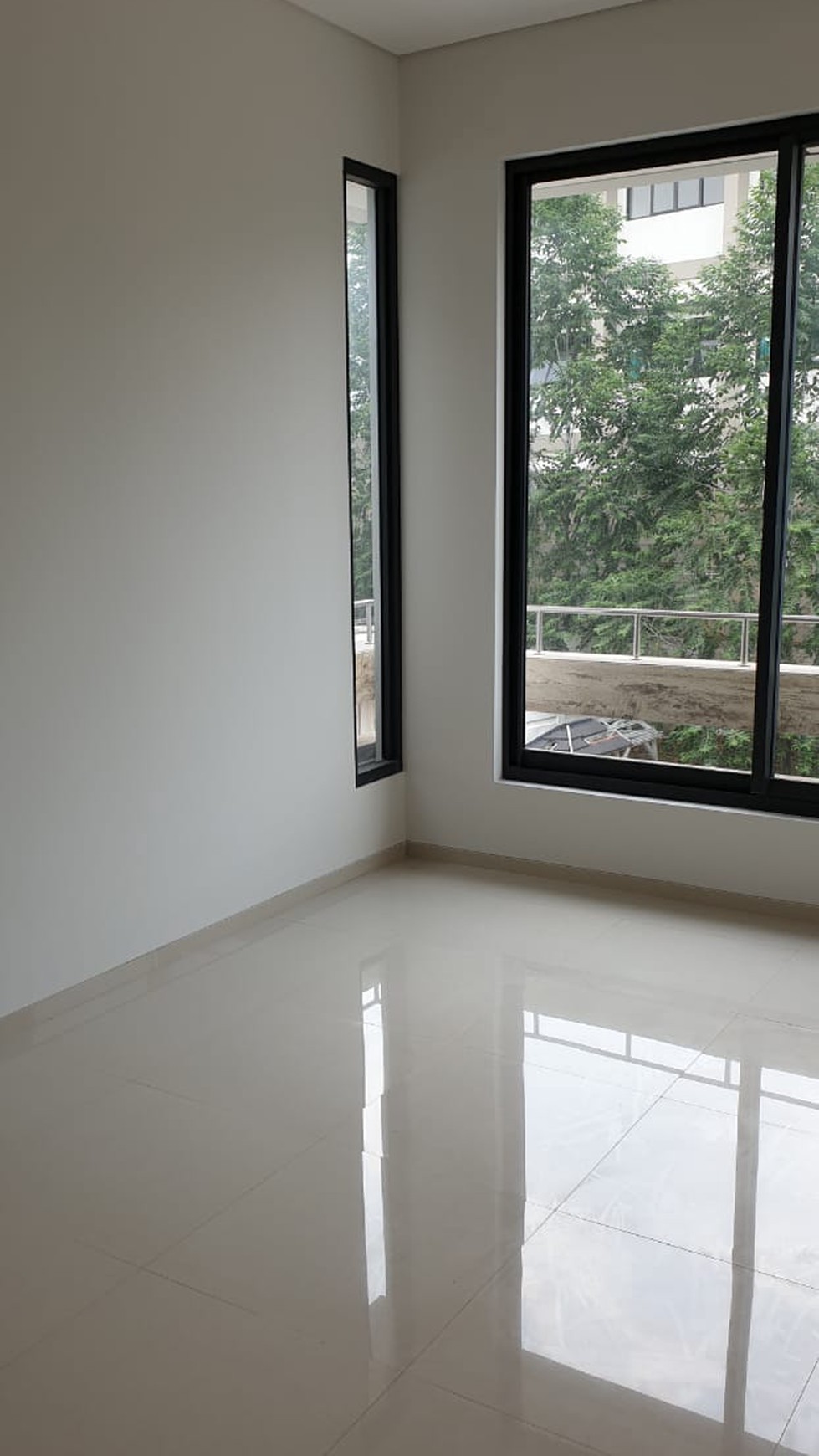 Rumah Siap Huni,lokasi oke di Bintaro Jaya