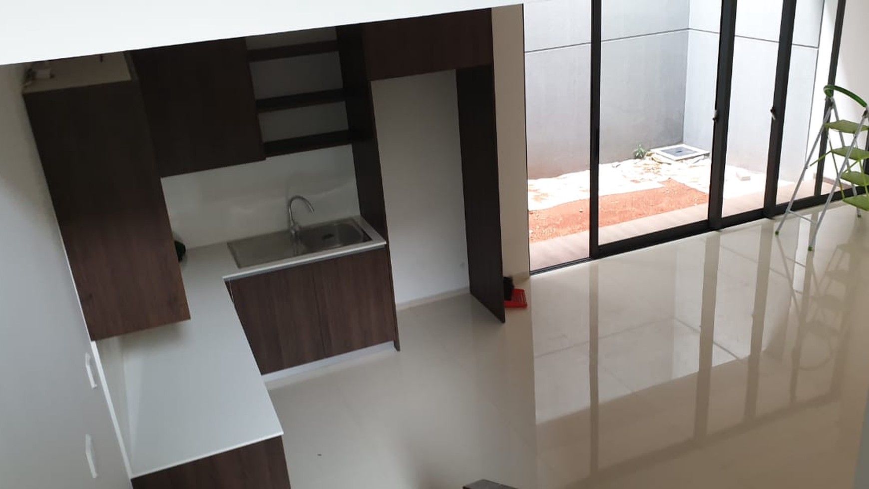 Rumah Siap Huni,lokasi oke di Bintaro Jaya