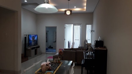 Rumah Dekat Villa Cinere Mas