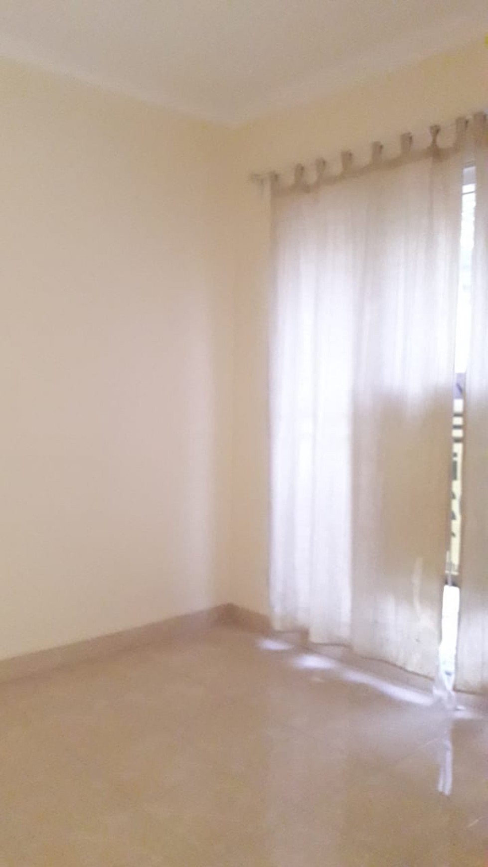 Rumah Murah Di Graha Raya