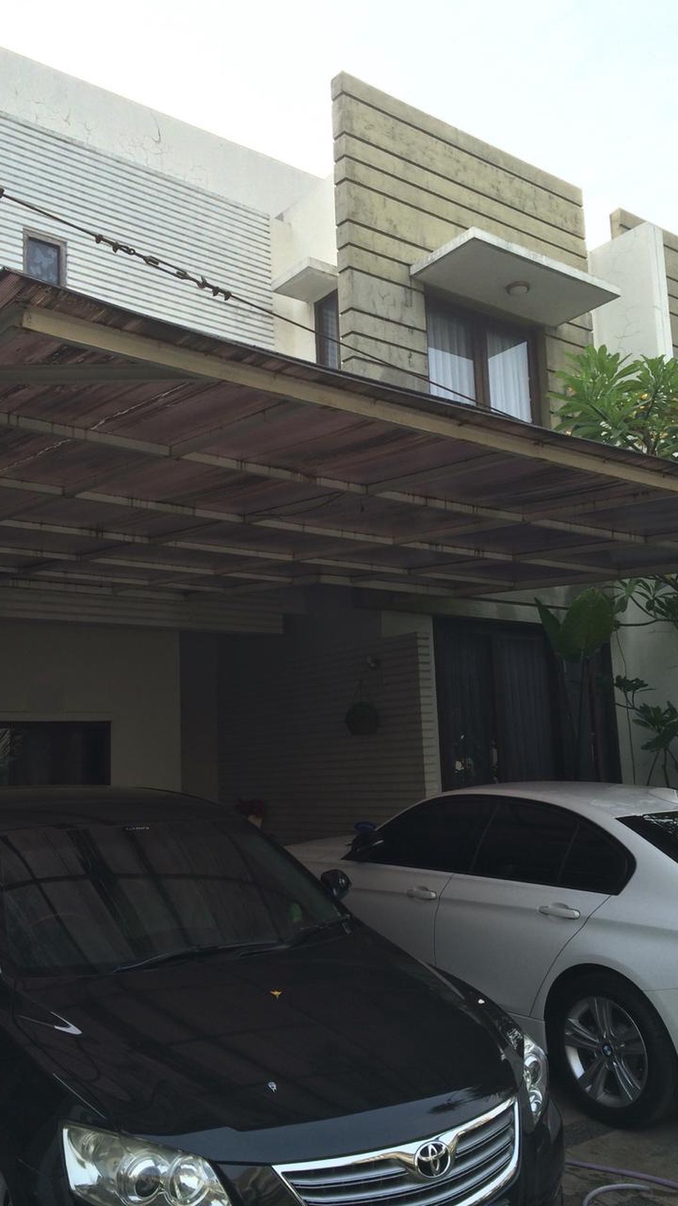 Rumah Greenwoods bagus dalam cluster
