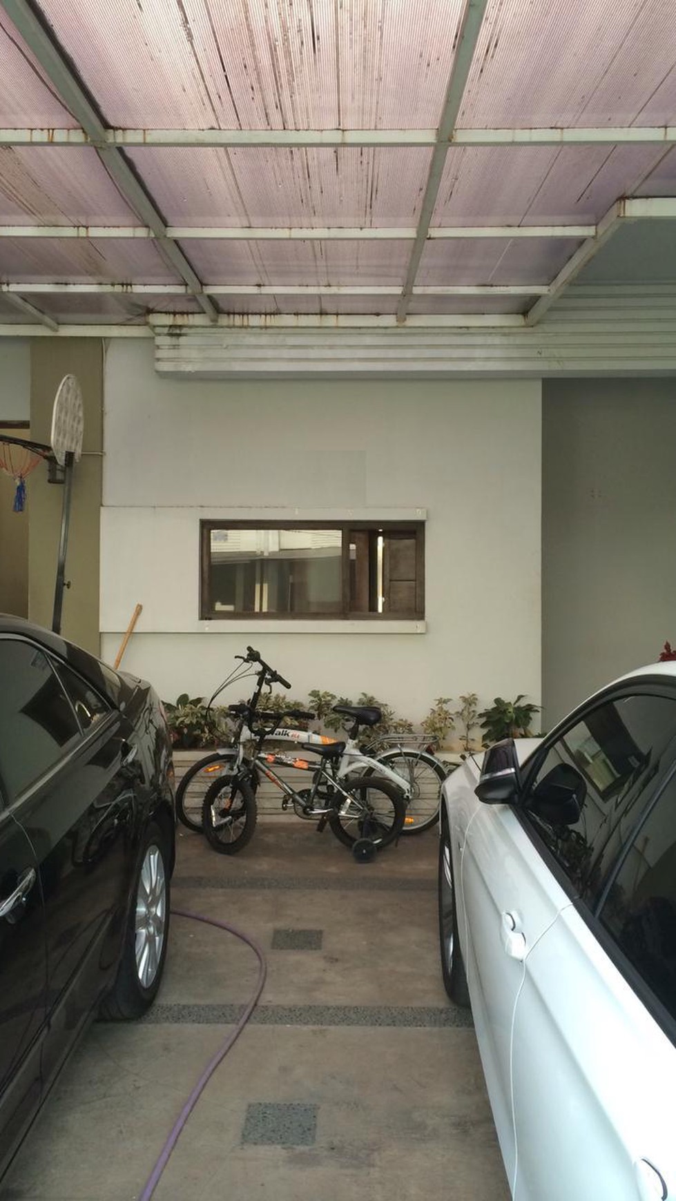 Rumah Greenwoods bagus dalam cluster