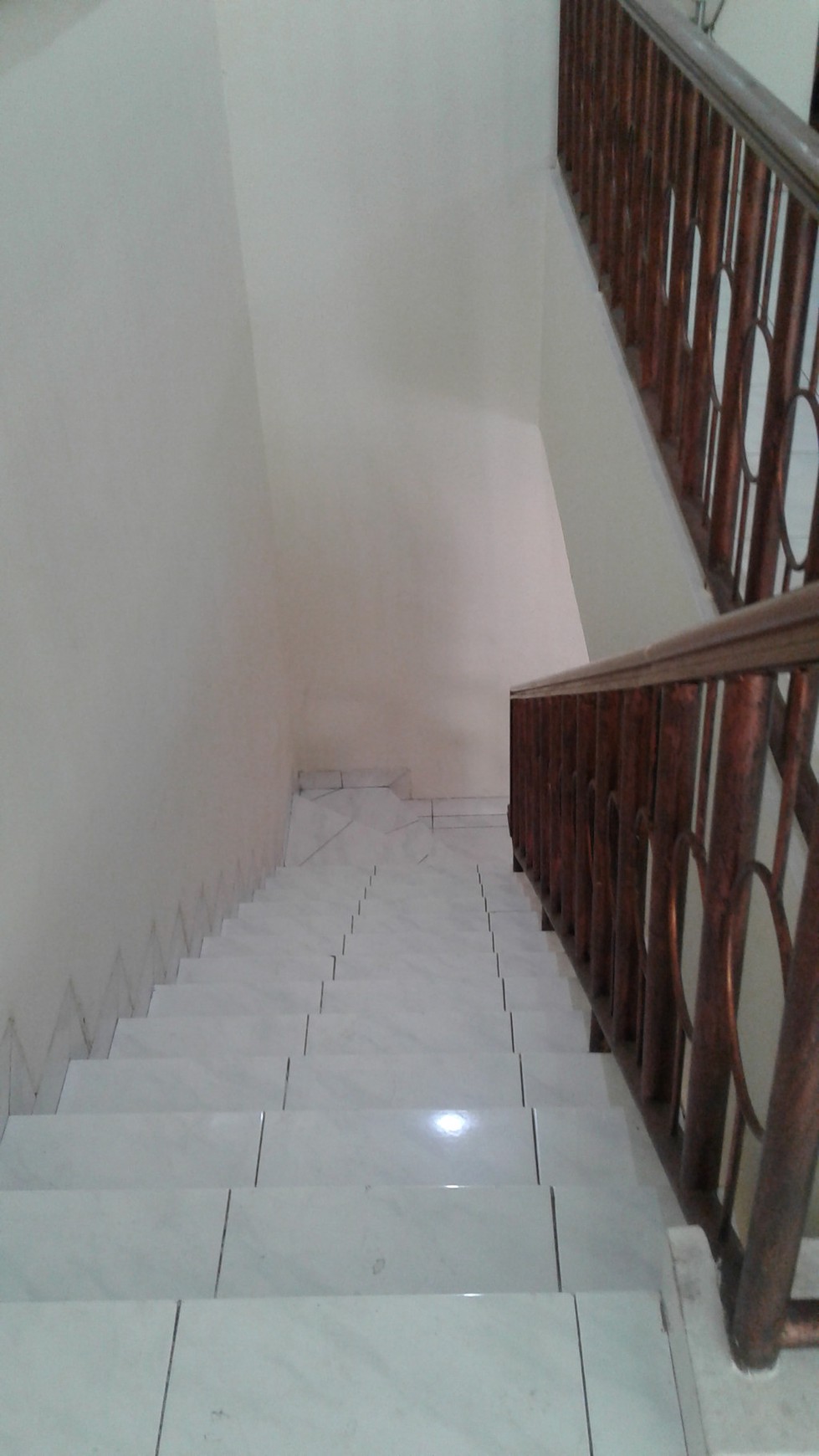 Ruko Sewa di Sentra Menteng