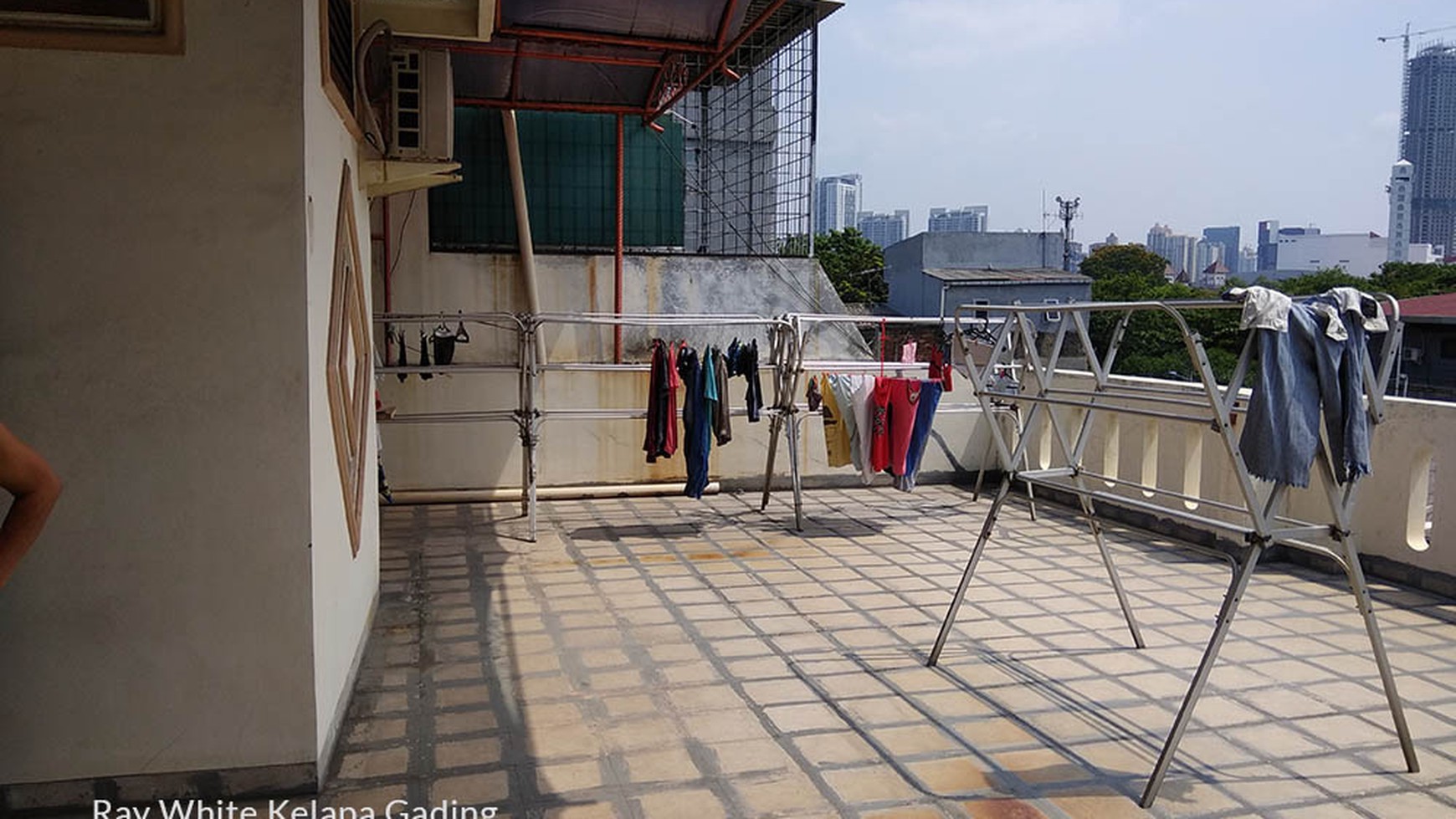 Rumah Kost Jl Pademangan, Luas 10x15m2, 19 kamar tidur