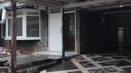 Rumah Lokasi Strategis, Hunian Nyaman dan Asri @Kenari, Bintaro