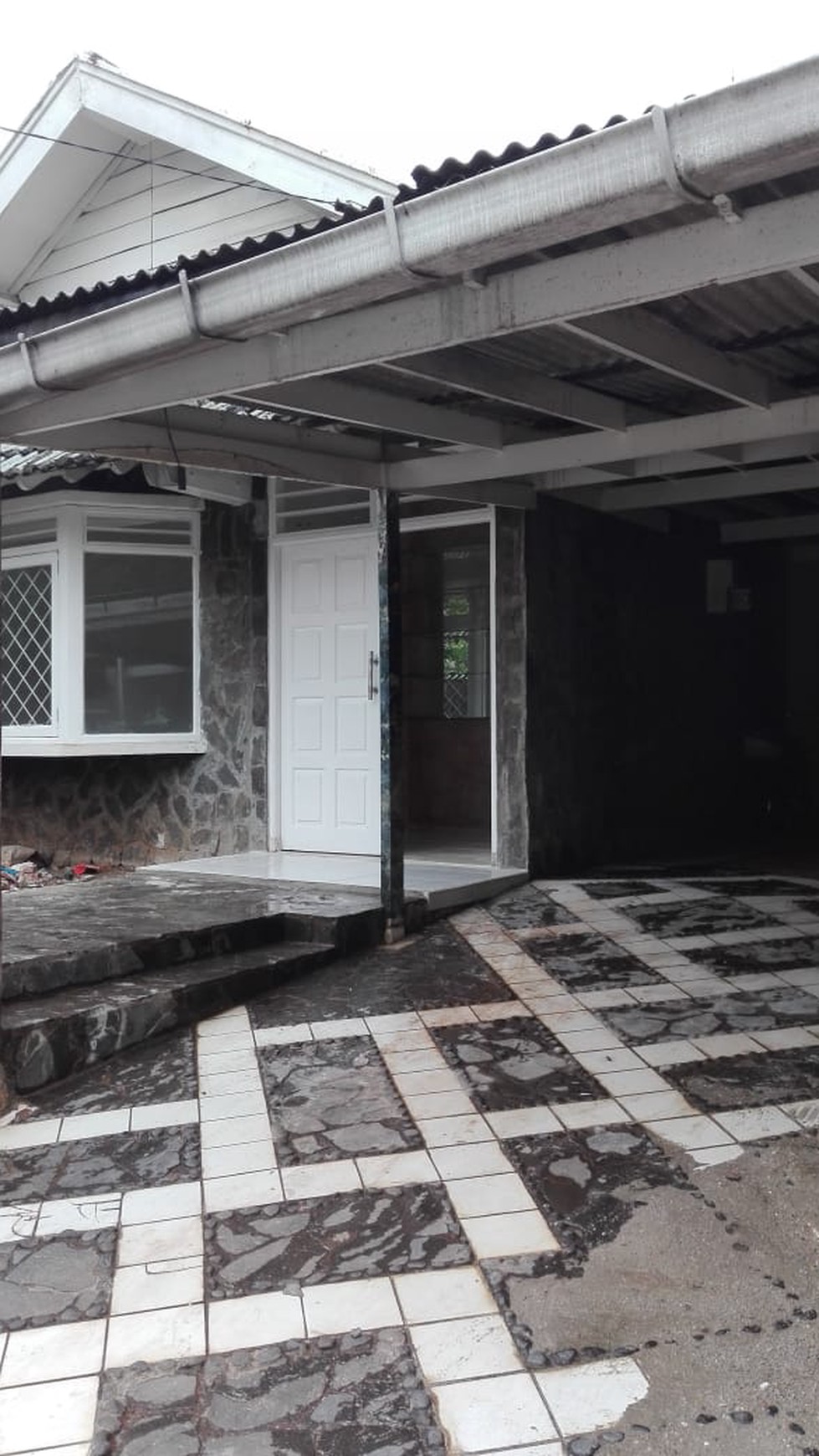 Rumah Lokasi Strategis, Hunian Nyaman dan Asri @Kenari, Bintaro