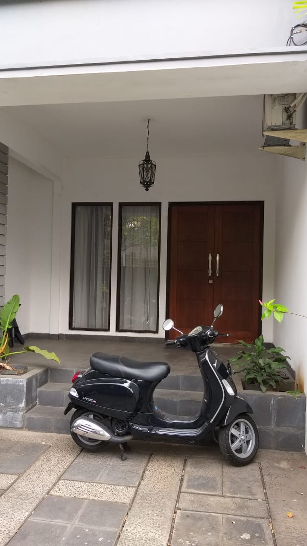 Rumah Sewa di Kebayoran Baru Jl Leuser