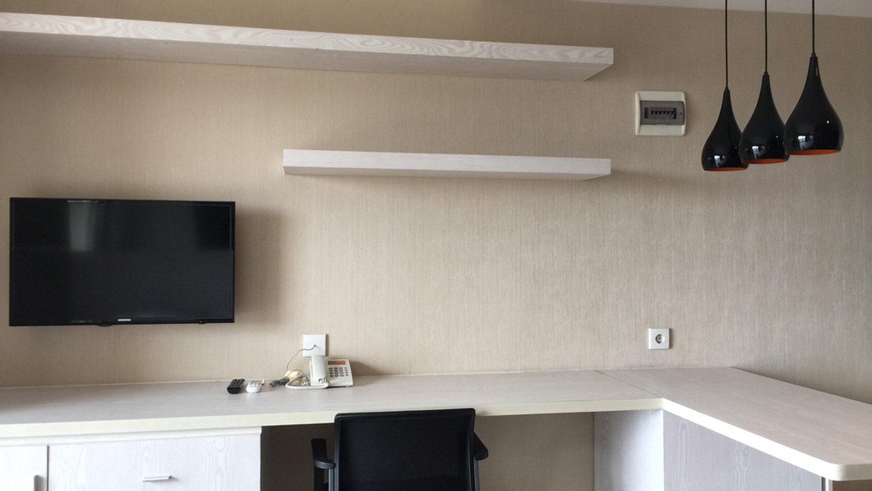 1 UNIT APARTEMEN+FURNITURE DI STUDENT PARK LOKASI STRATEGIS, JL SETURAN.