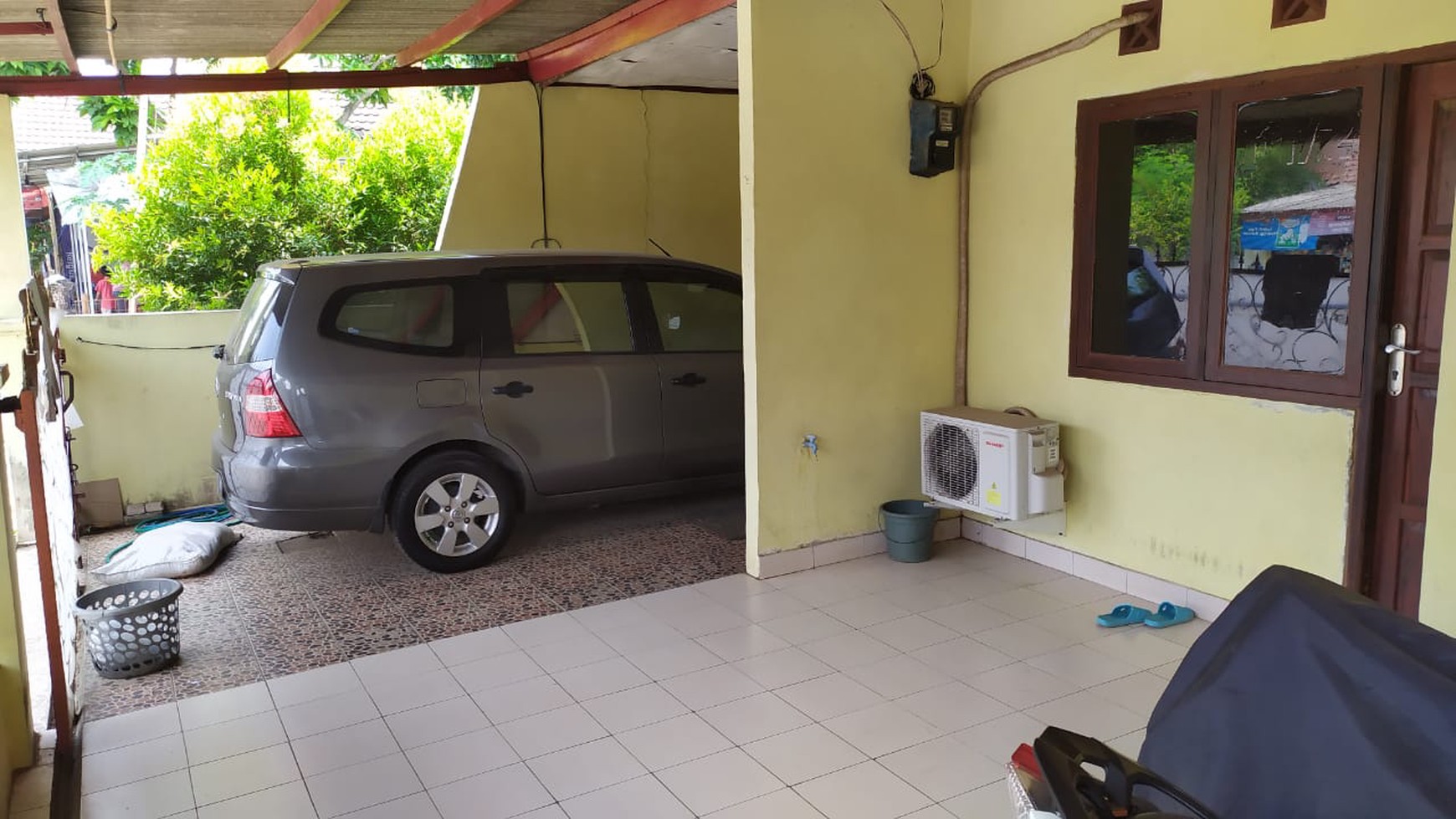 Rumah Dalam Komplek Di Serpong - BSD