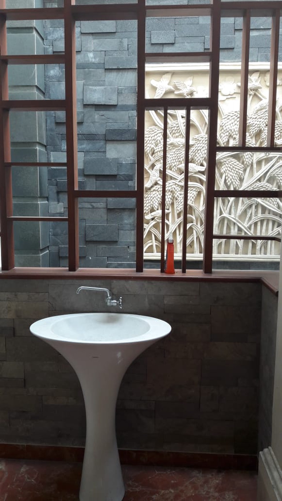 Rumah di JL. Palem Sawit - Palem Semi Karawaci Tangerang