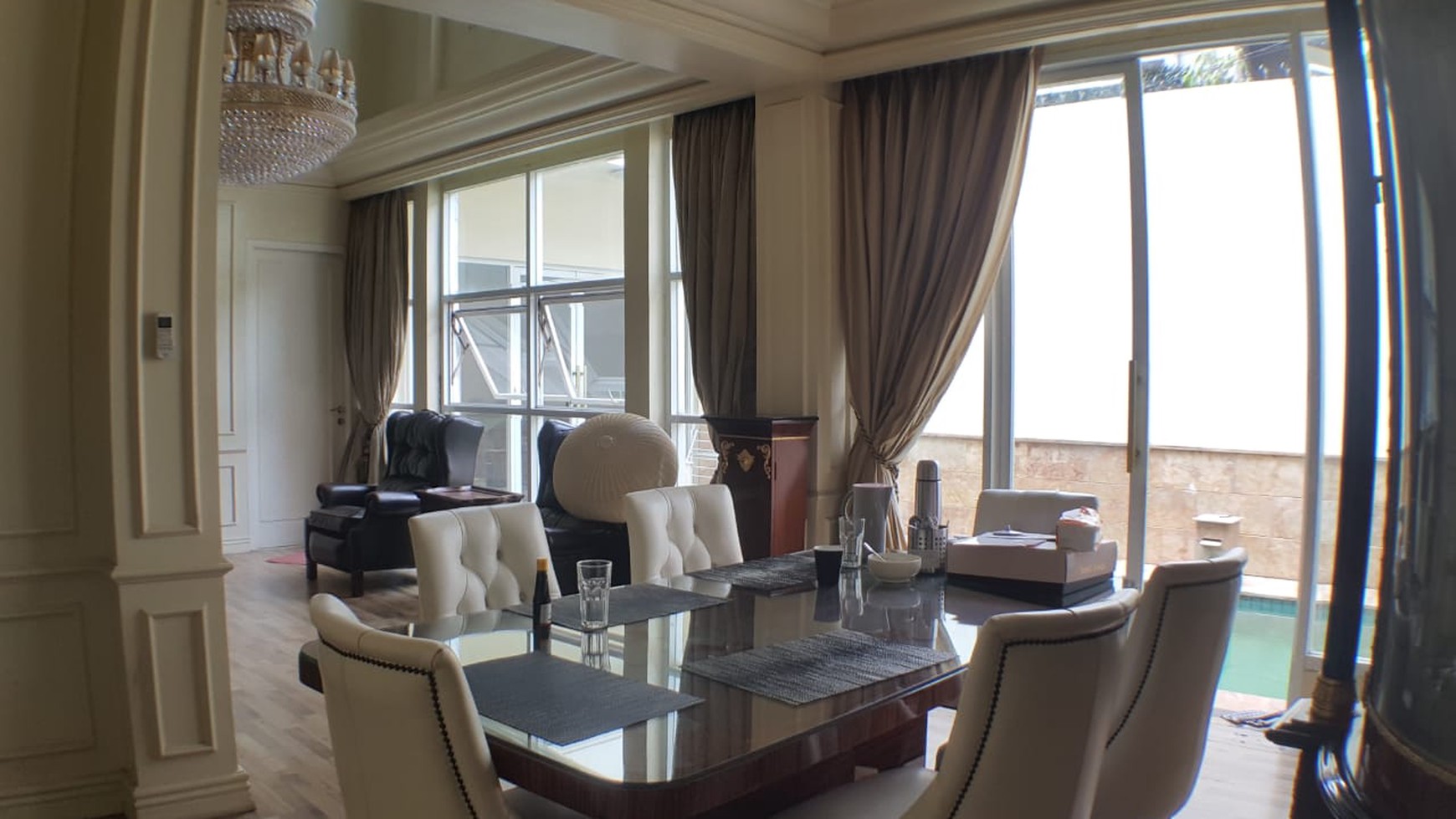 Jual Rumah di Kemang Six Residence