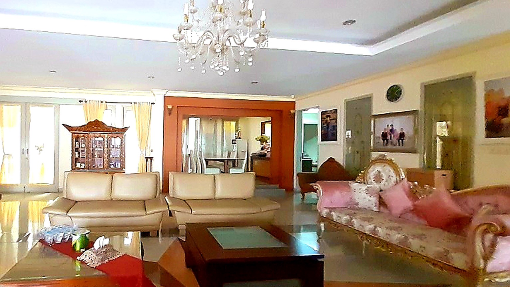 Rumah Mewah di Kemanggisan Jak-Bar 387m harga 23,5M nego sampai DEAL