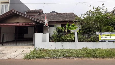 RUMAH HOEK LUAS DI AREA BAGUS BUMI BINTARO PERMAI JAKARTA SELATAN