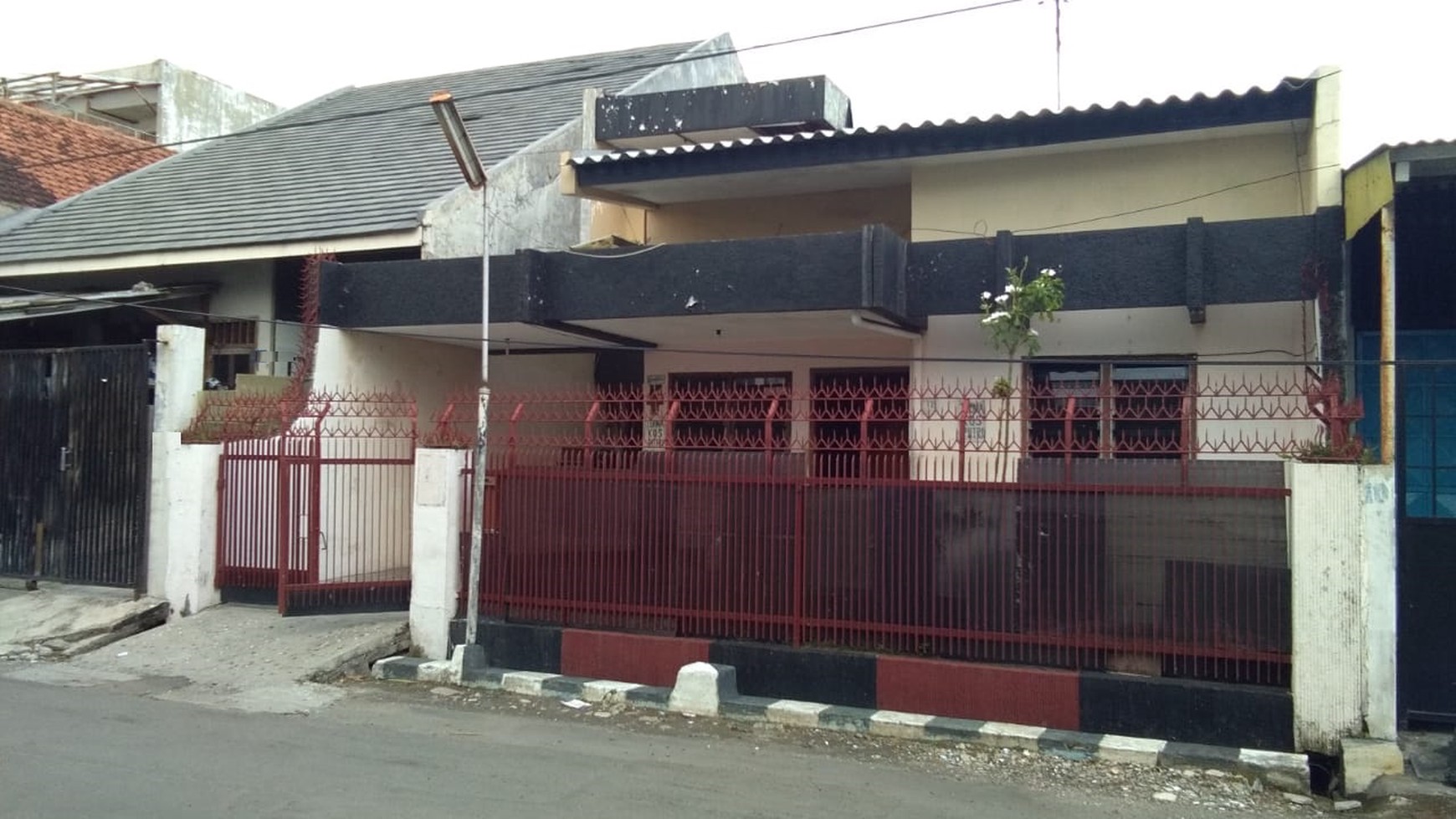 Rumah Kos Petemon Surabaya