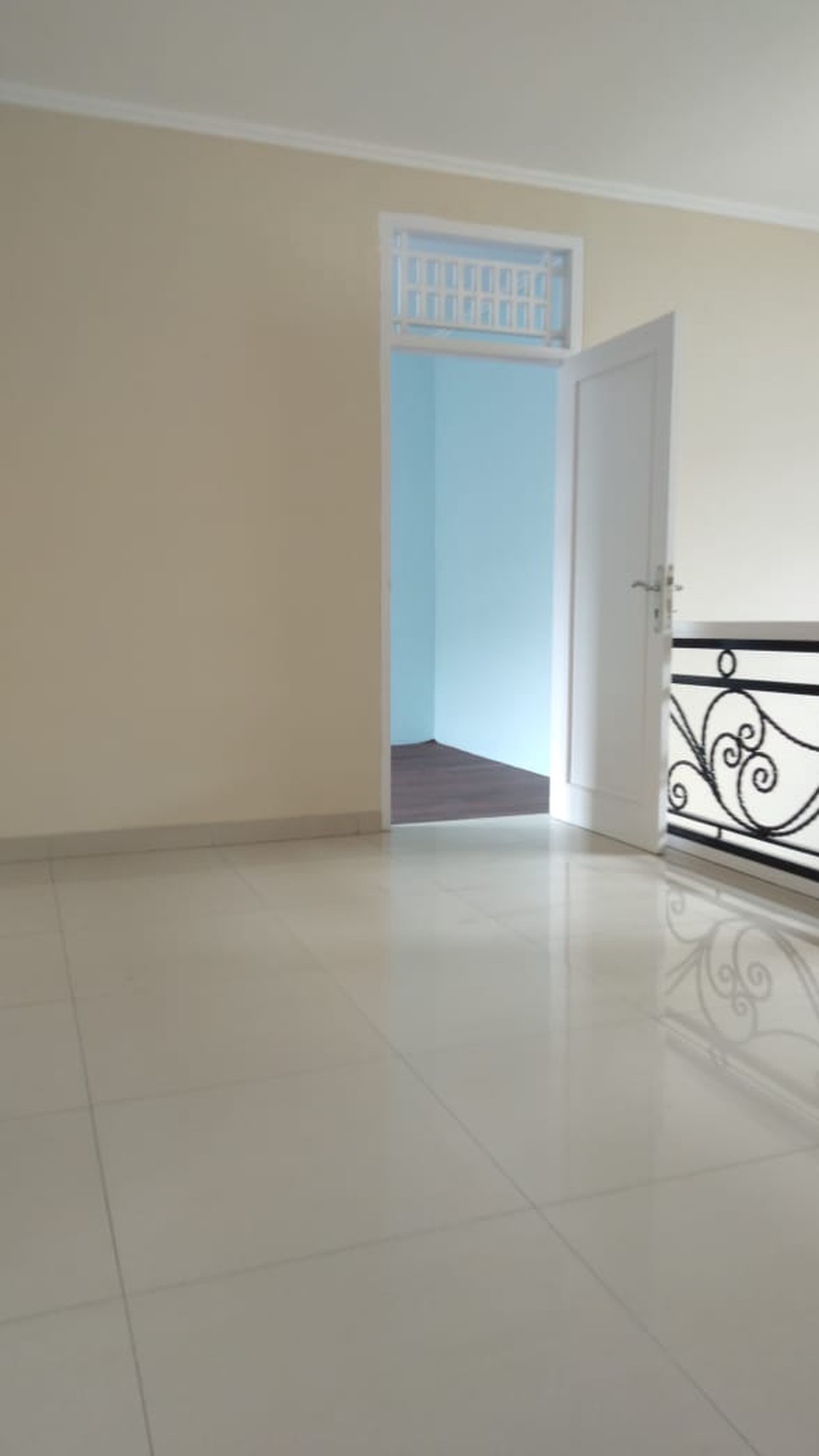 Rumah Bagus,siap huni,lokasi oke sek 9 Bintaro Jaya